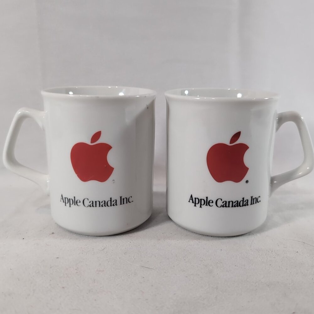 2 Set Apple Canada Inc. White Red Vintage Ceramic Mug Coffee Macintosh Computers